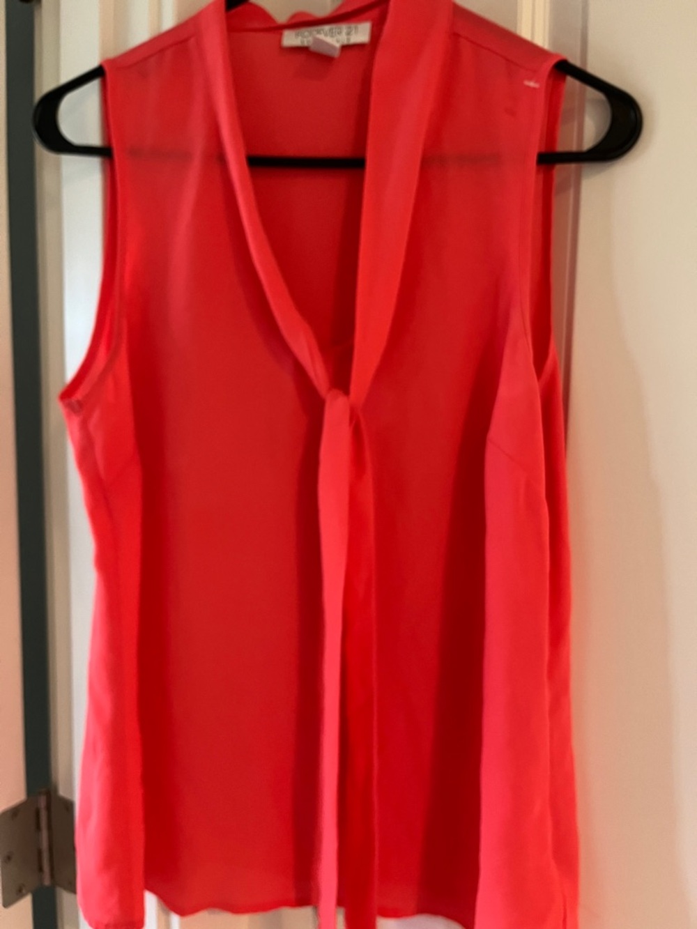 Forever 21 Coral Tie-Front Sleeveless Camisole
